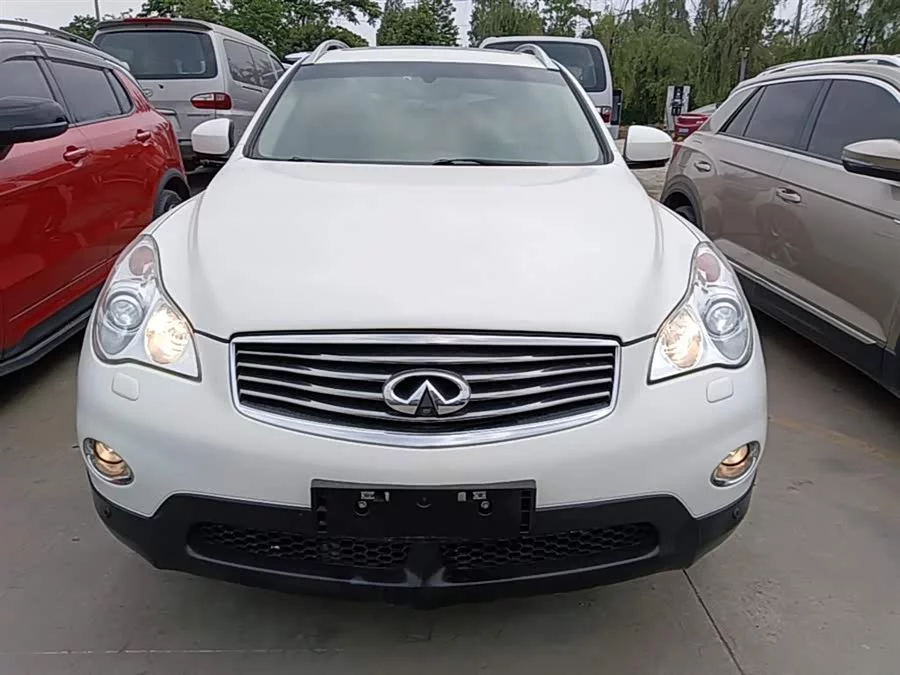 Infiniti QX50