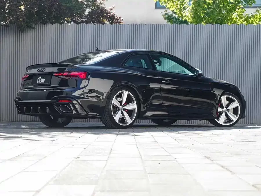 Audi RS 5