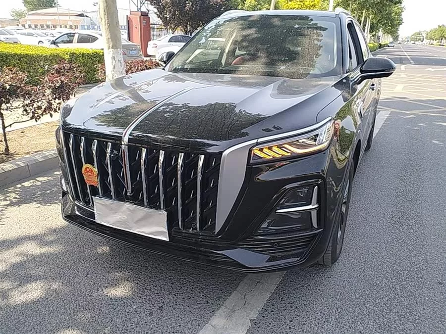 Hongqi HS5