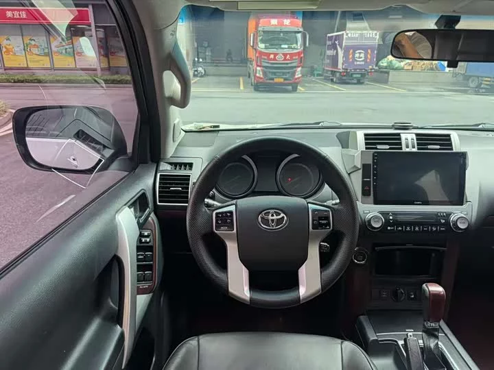 Toyota prado