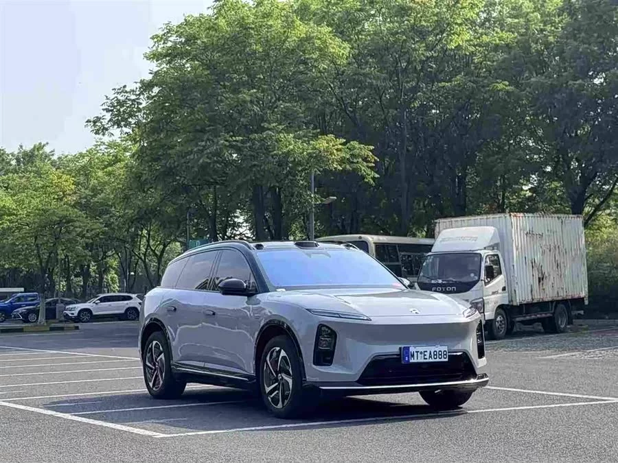 NIO ES6