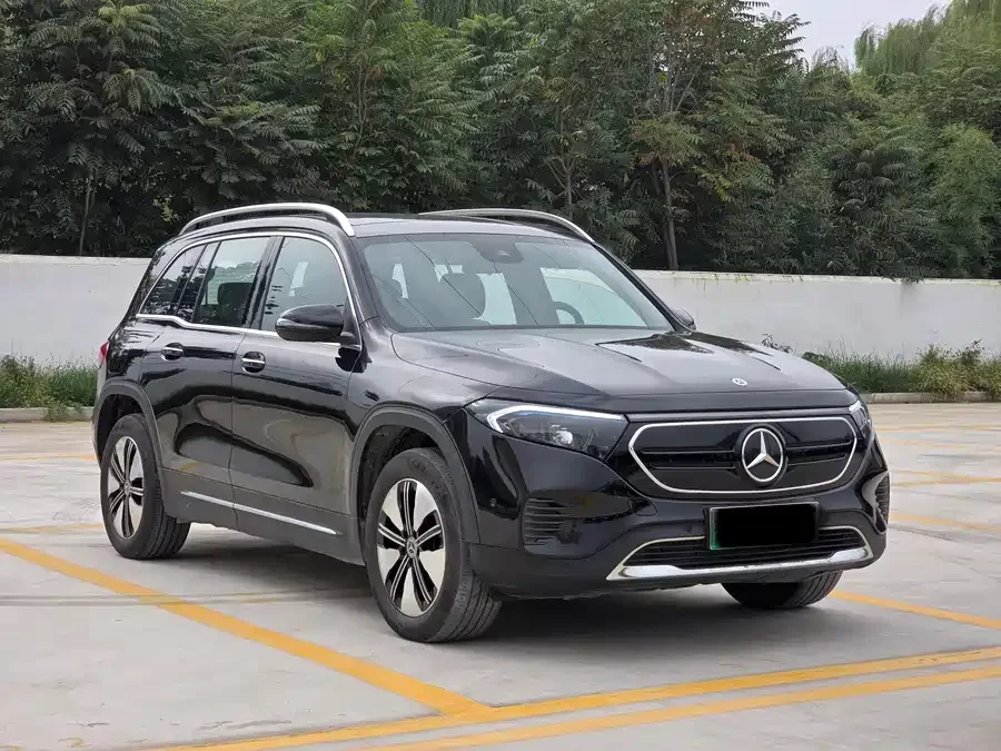 Mercedes Benz EQB