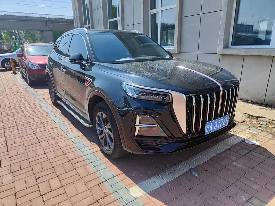 Hongqi HS5