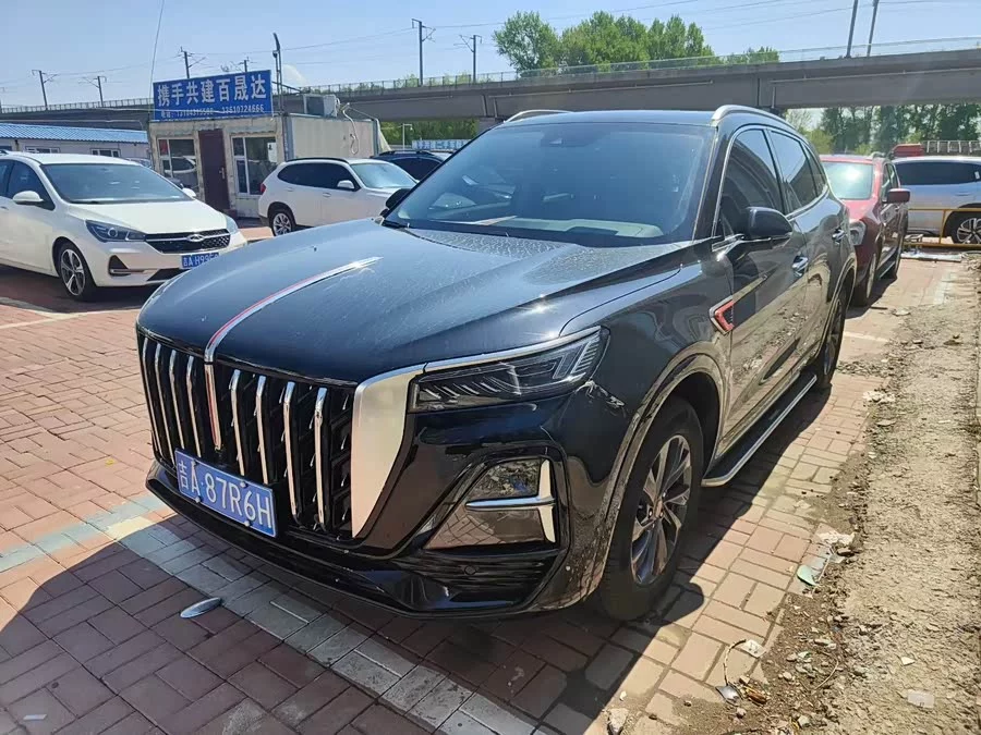 Hongqi HS5