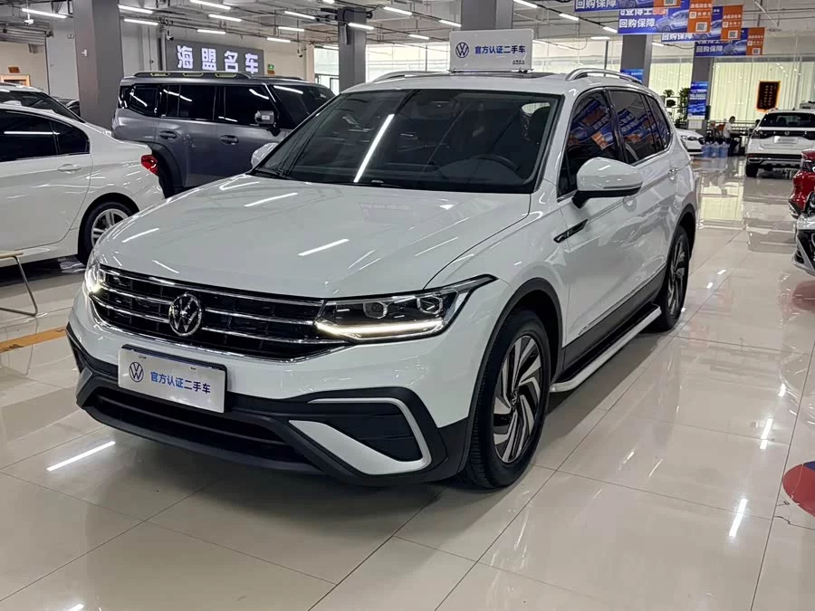 Volkswagen Tiguan L