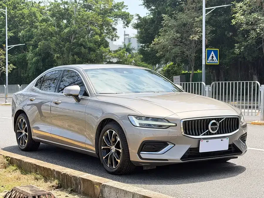 Volvo S60