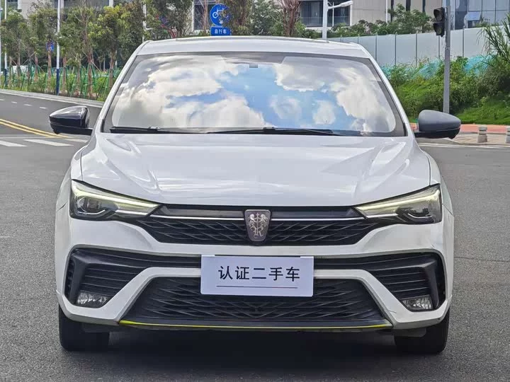 Roewe i5