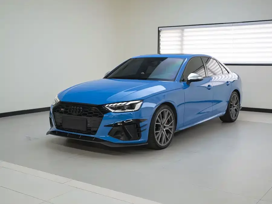 Audi S4