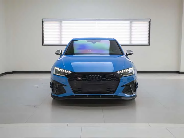 Audi S4