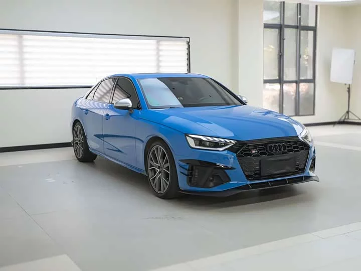 Audi S4