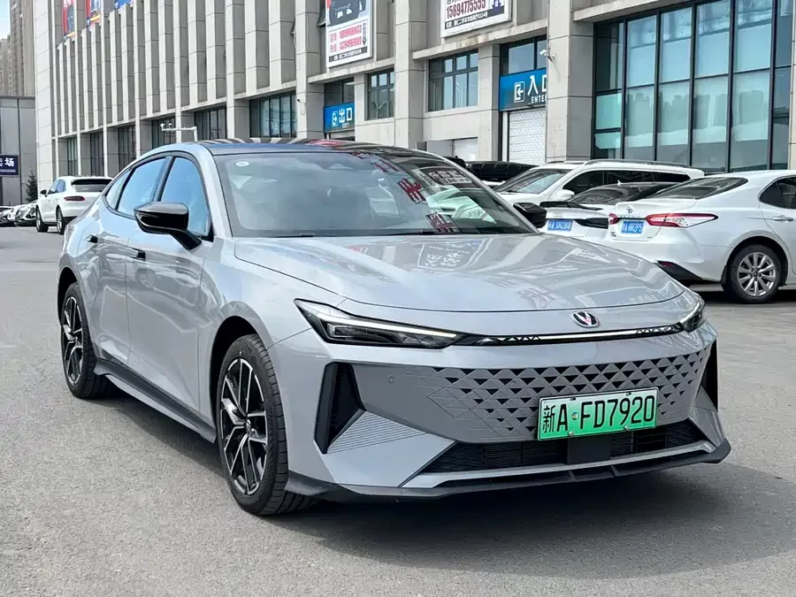 Changan UNI-V
