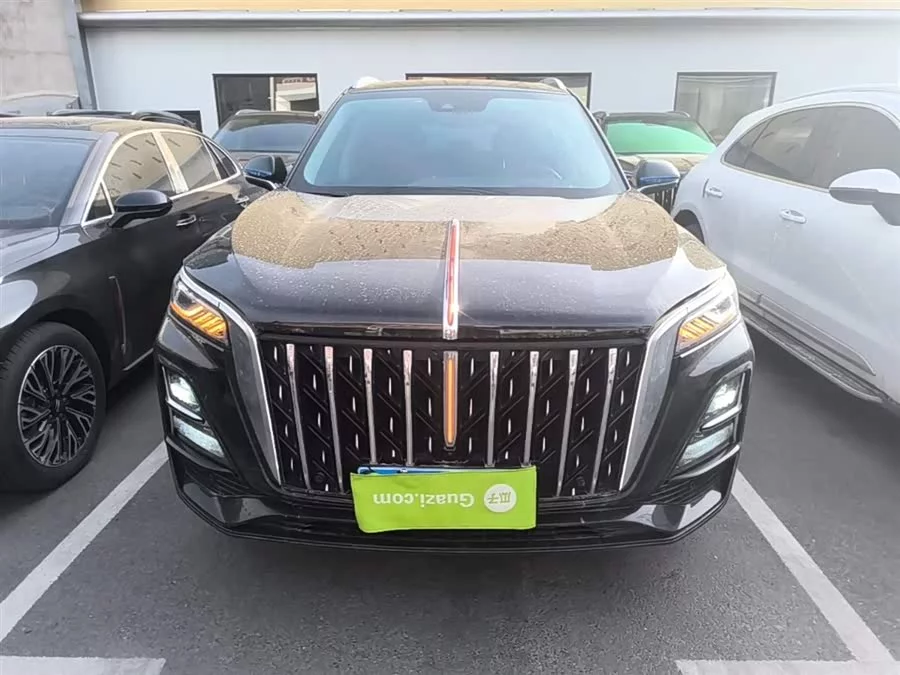 Hongqi HS5