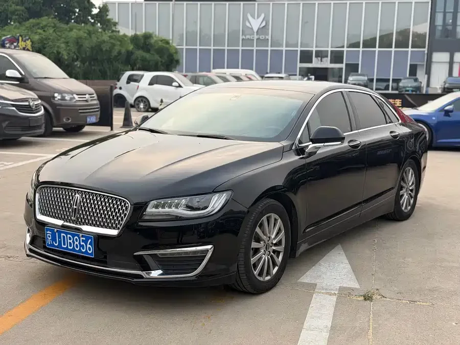 Lincoln MKZ