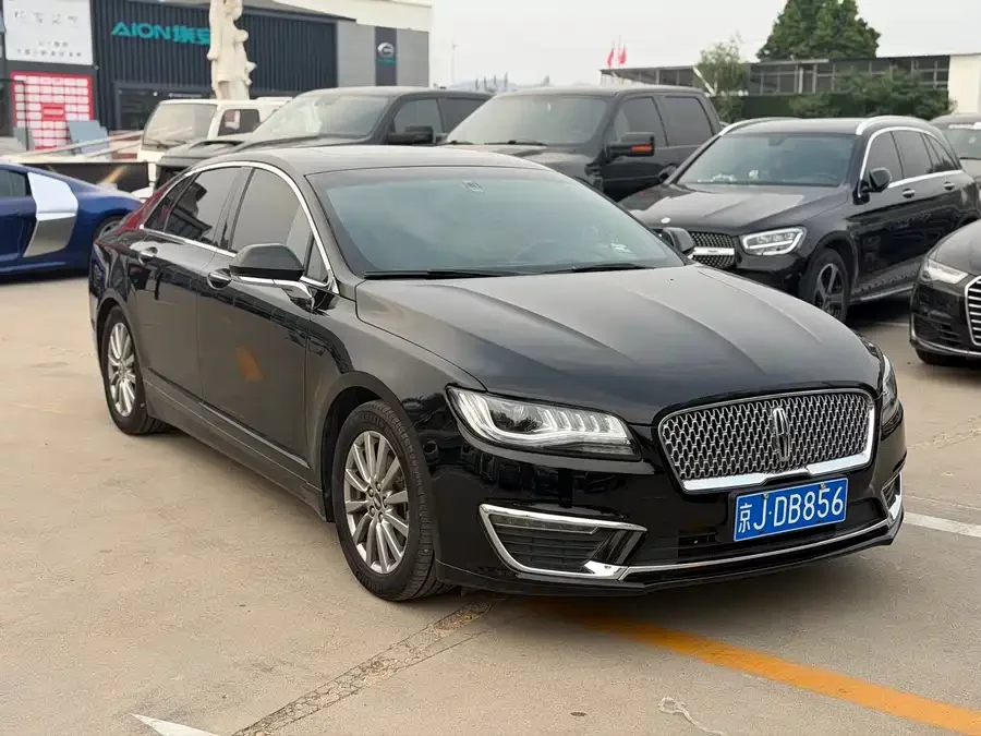 Lincoln MKZ