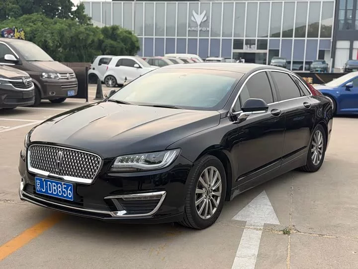 Lincoln MKZ