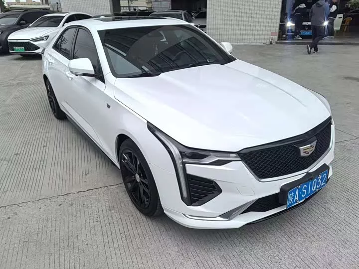 Cadillac CT4