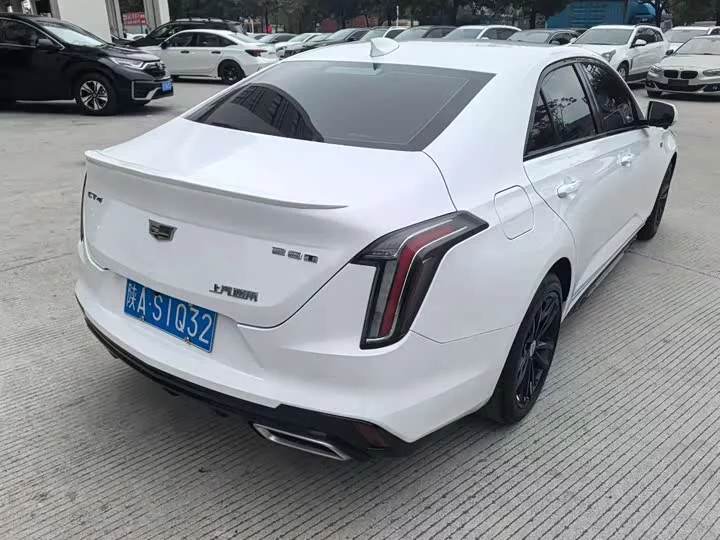 Cadillac CT4