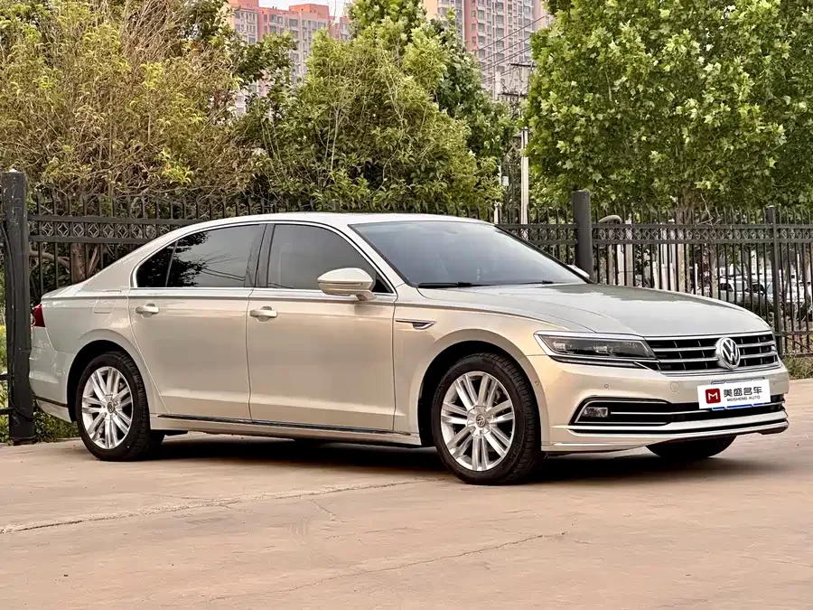 Volkswagen Phaeton / Phideon