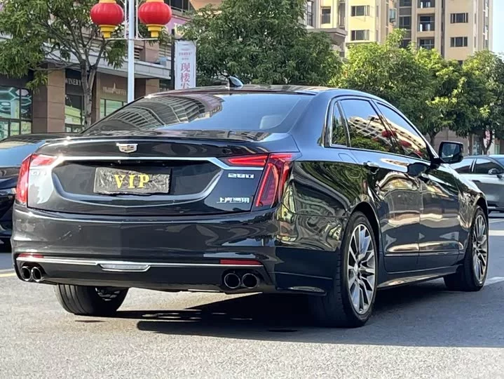 Cadillac CT6
