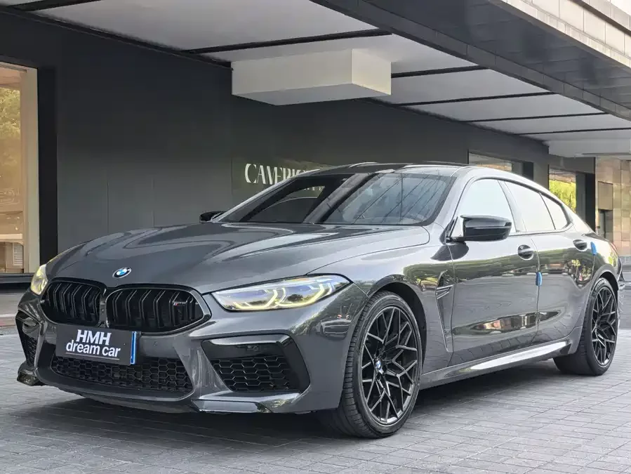 BMW M8