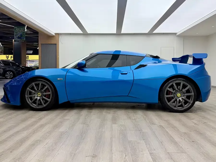 Lotus Evora