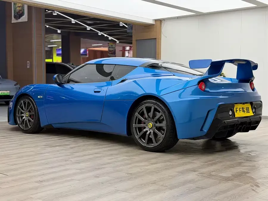 Lotus Evora