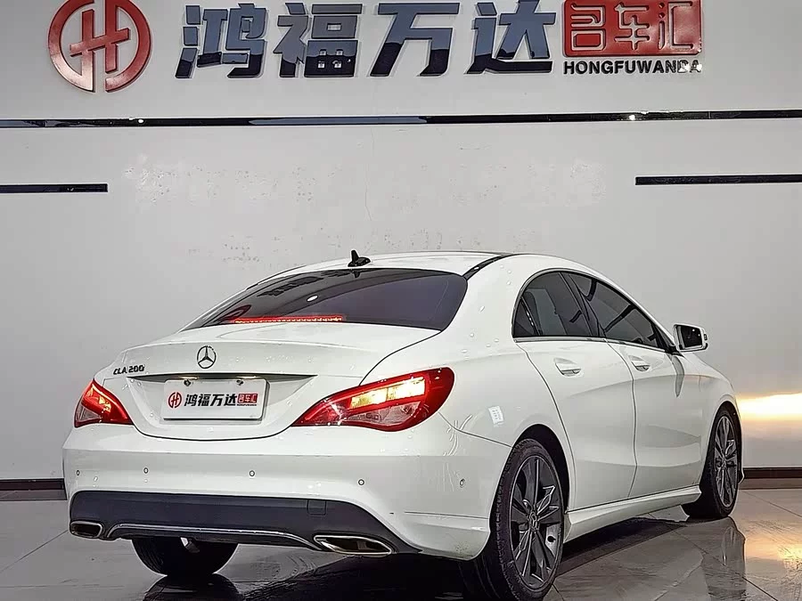 Mercedes-Benz CLA