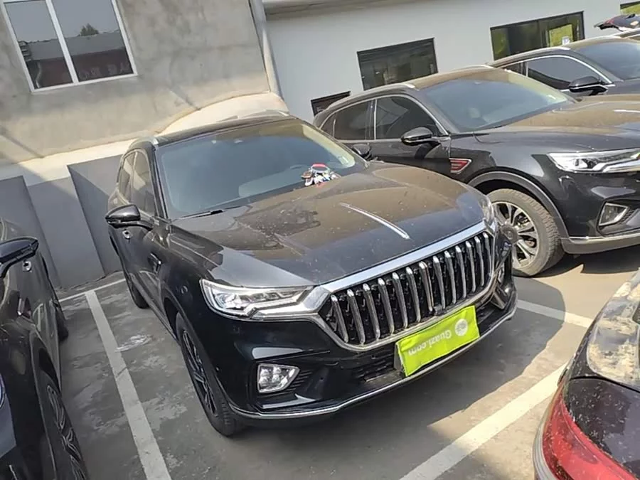 Hongqi HS5