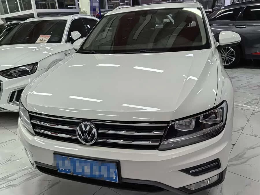 Volkswagen Tiguan L
