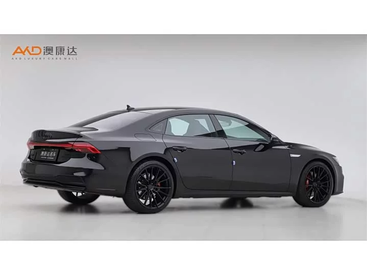 Audi A7L
