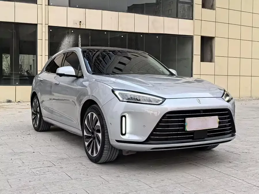 AITO Wenjie M5