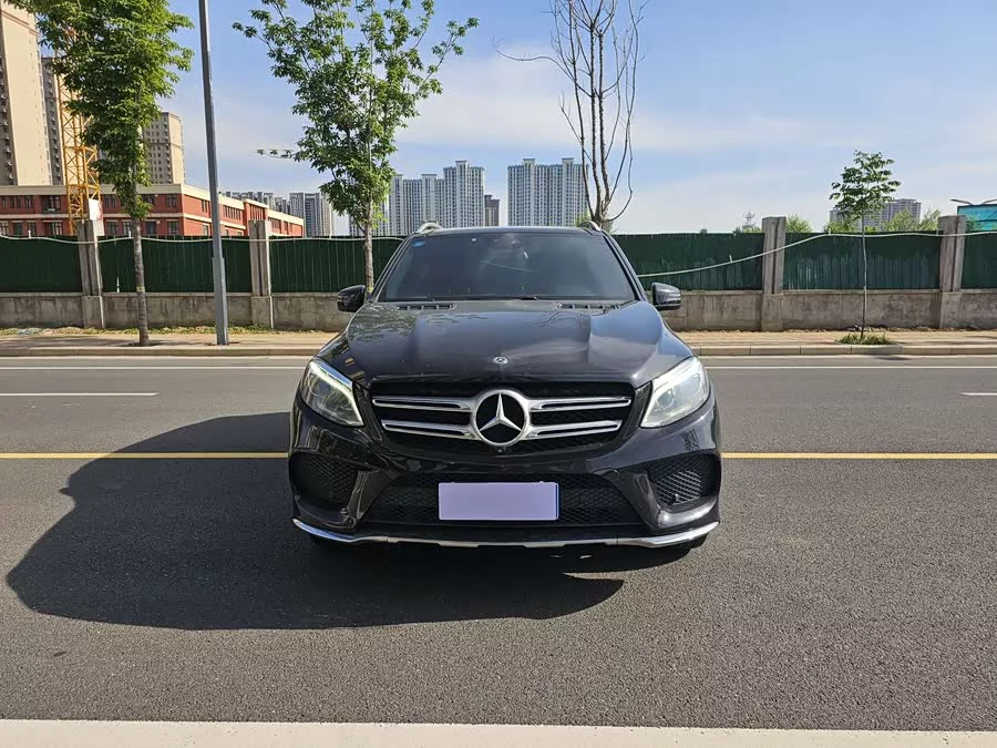 Mercedes Benz GLE (Imported)