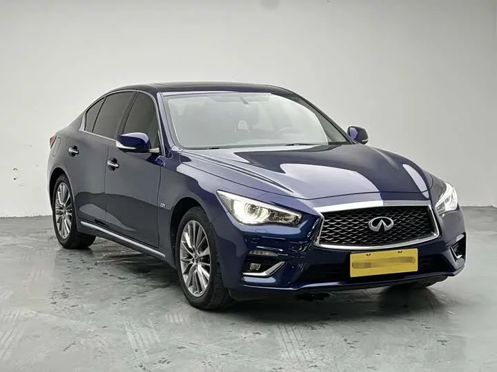 Infiniti Q50L