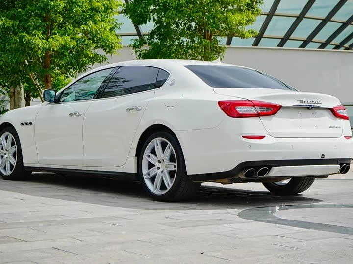 Maserati President