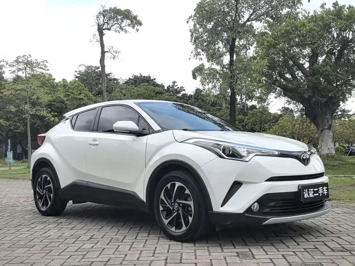 Toyota Yize IZOA