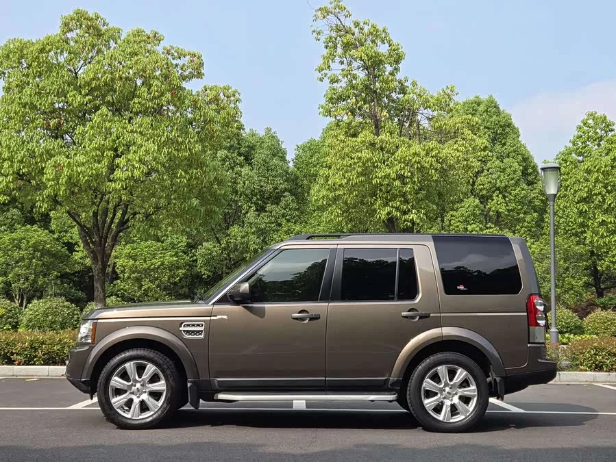 Land Rover finds