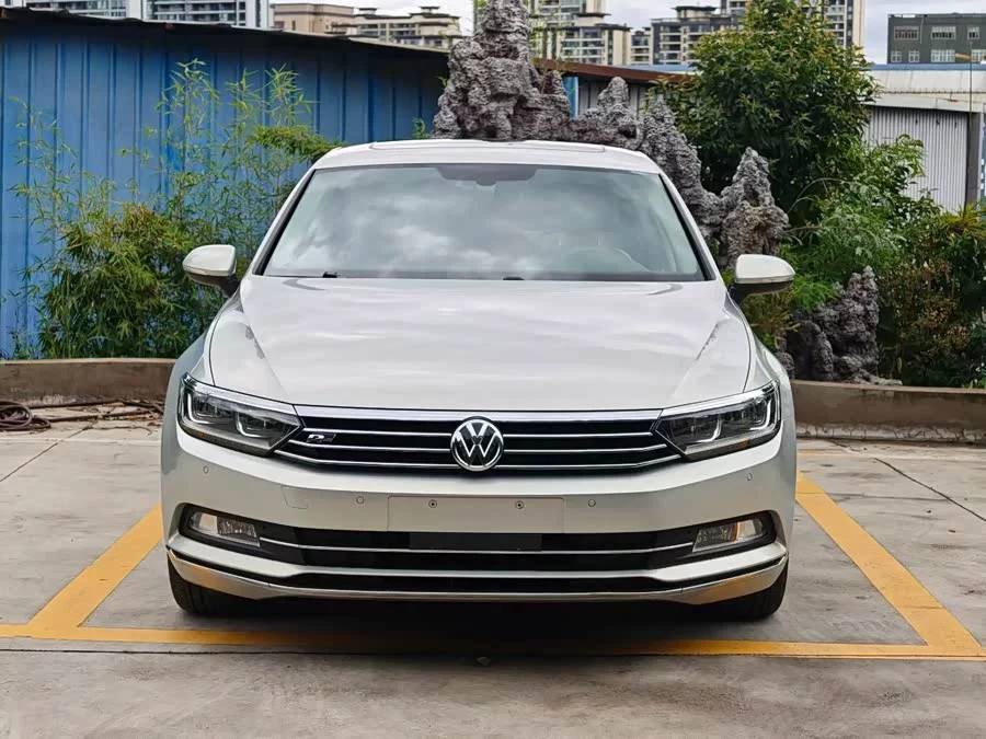 Volkswagen Magotan
