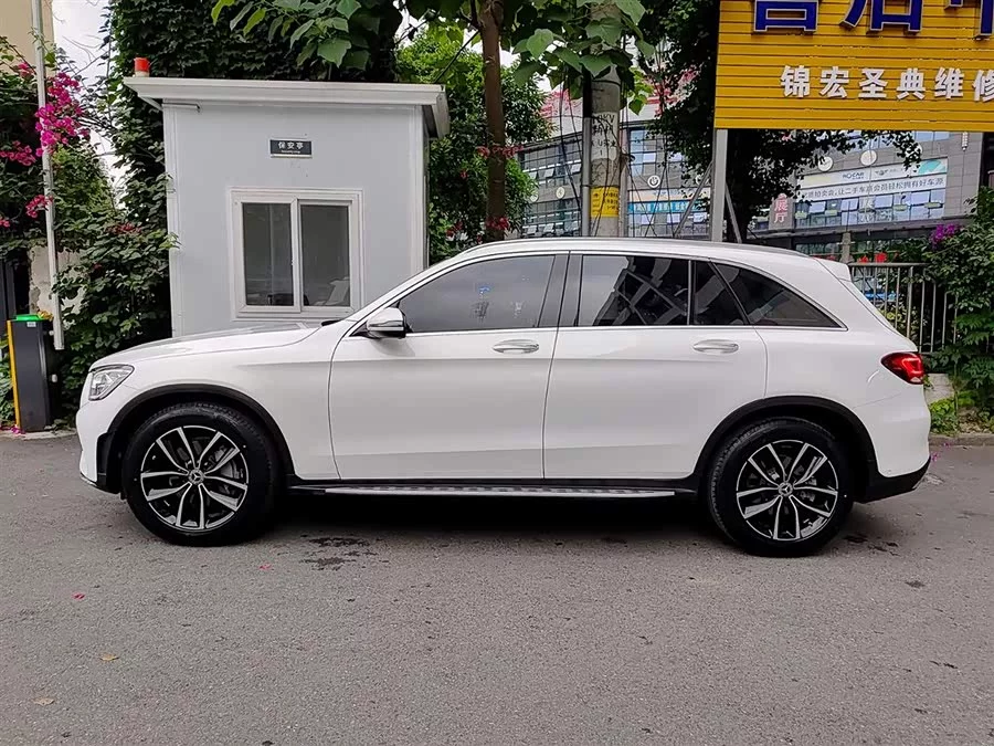 Mercedes Benz GLC