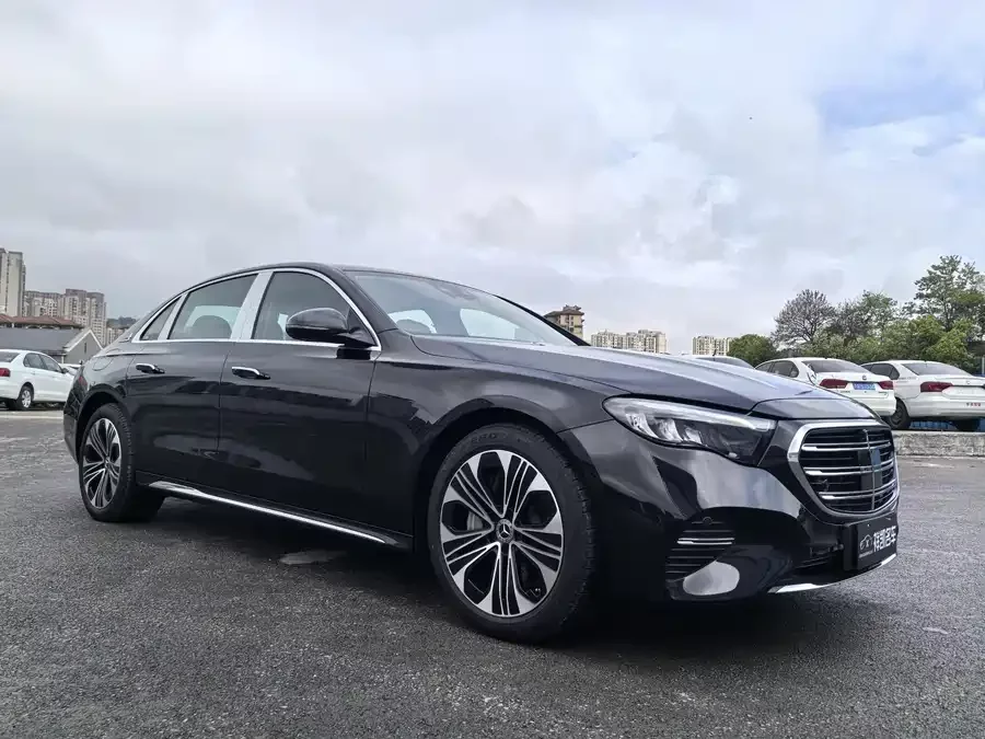 Mercedes Benz E-class new energy