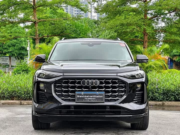 Audi Q6