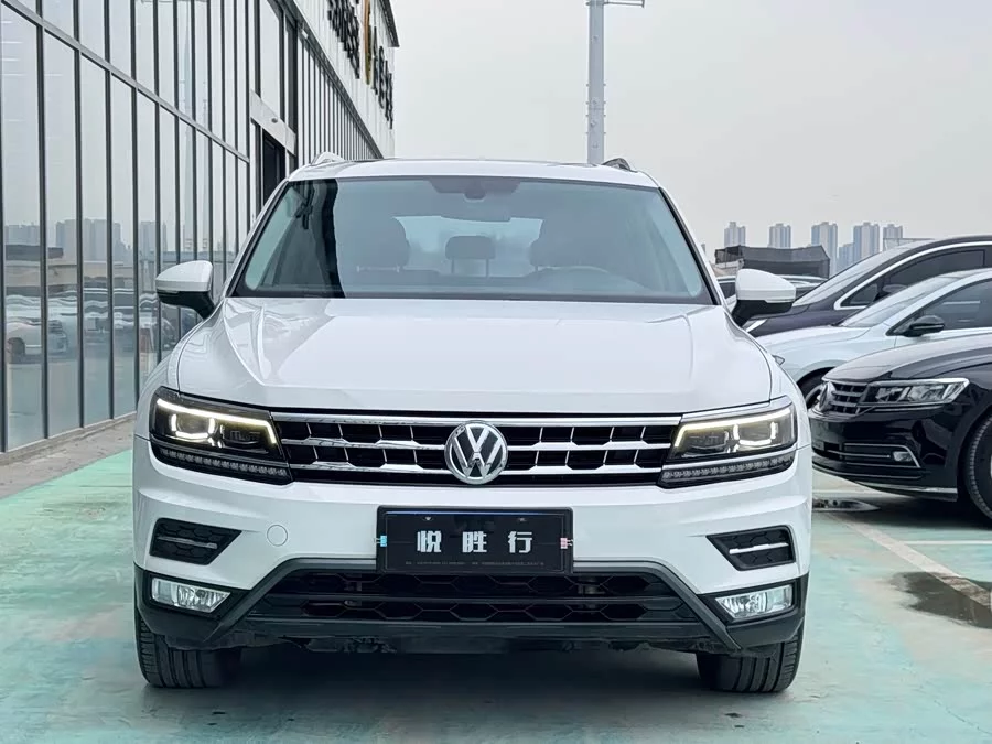 Volkswagen Tiguan L