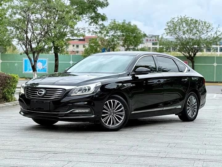 GAC Trumpchi GA8
