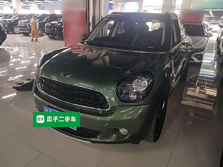 MINI COUNTRYMAN