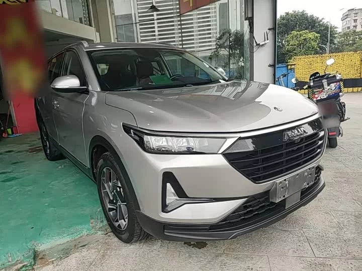 Dongfeng AX7