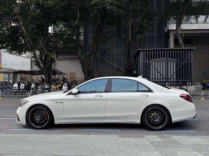 Mercedes-Benz S-Class AMG