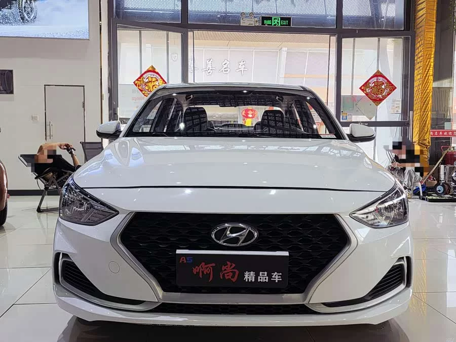 Hyundai Elantra / Celesta