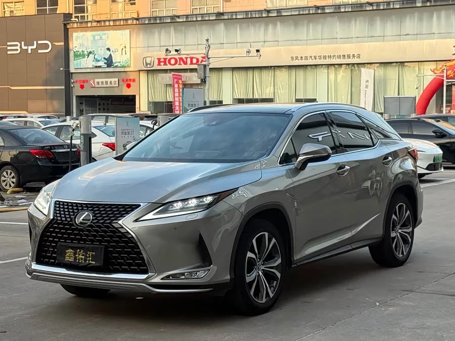 Lexus RX