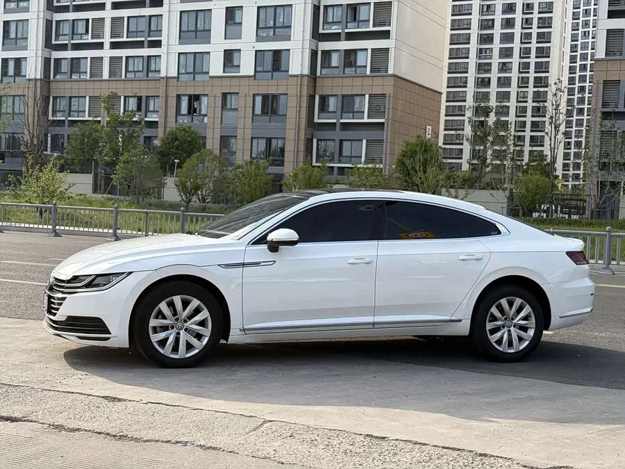 Volkswagen FAW- CC