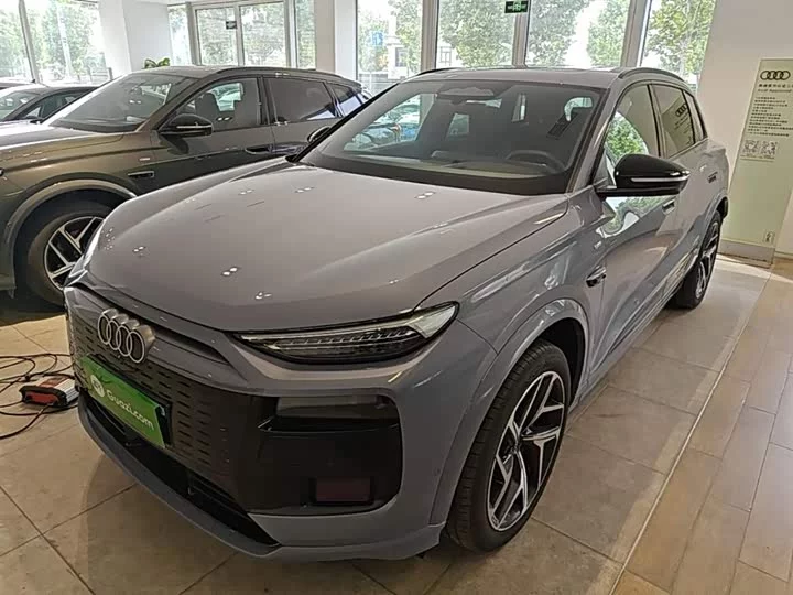 Audi Q6L e-tron