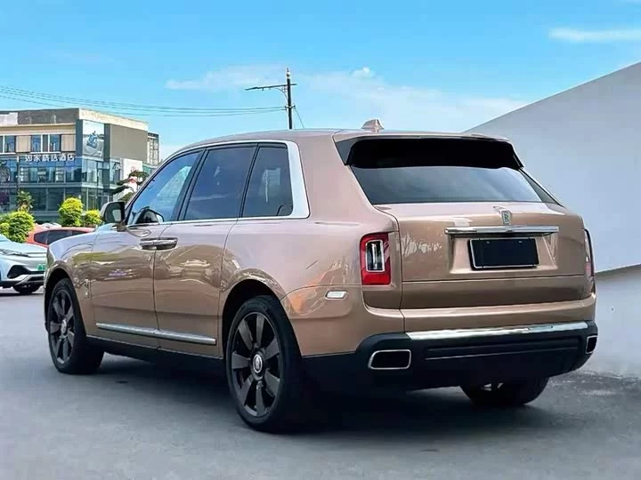 Rolls Royce Cullinan
